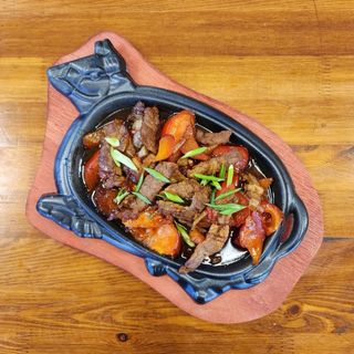 Говядина на жаровне