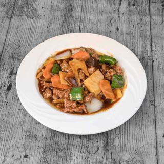 48. Ternera Con Setas Y Bambú