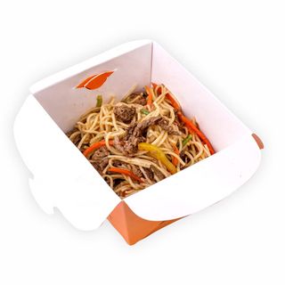 Яичная лапша с говядиной