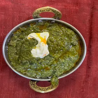 Saag chicken