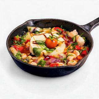 Tigaie picanta de pui cu legume