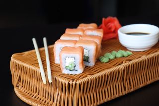 Филадельфия с огурцом 8 шт 