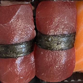 Nigiri Atún (4 Uds.)