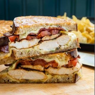 Grilled chicken &Sun dried Tomato