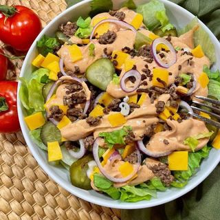 Салат овочевий з яловичиною (255г)