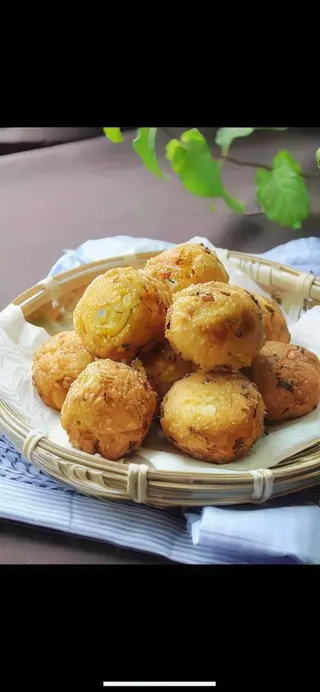 Bola De Tofu Frito