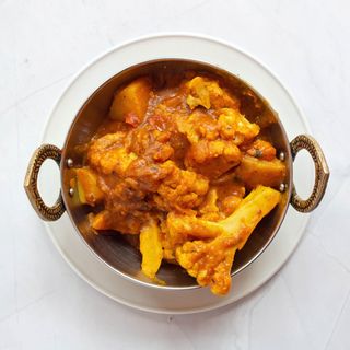 Paneer Bhurji / Aloo Gobi