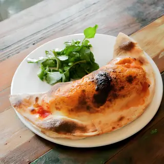 Calzone funghi salsiccia