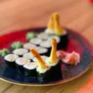 Maki de Langostinos en Tempura