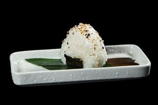Onigiri spicy sake