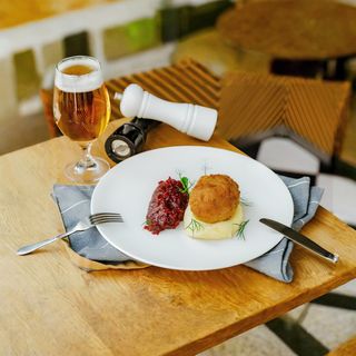 Król warszawskich kotletów