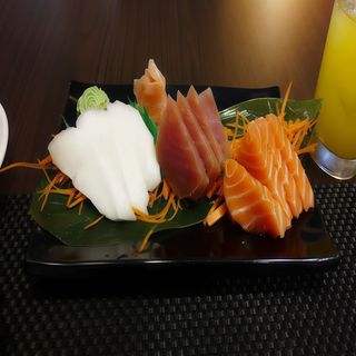Sashimi Familia (16 pzs.)
