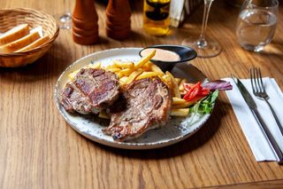 Ceafă de porc la grill 