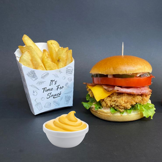 MENIU CHICKEN BURGER BBQ + CARTOFI + SOS 