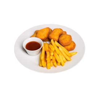 Куриные нагетсы с картофелем фри