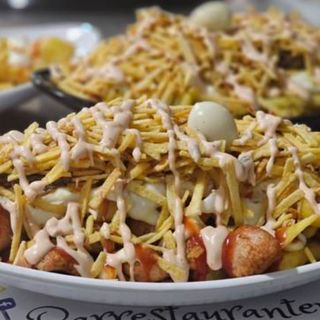 Salchipapa Yoli (para 2 persoinas)