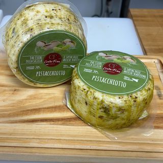 Pistacchiotto ( Queso con pistacho)