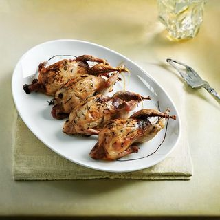 მწყერი, ფრი, კეჩუპი