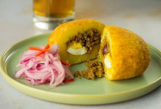 Papas rellenas de pollo