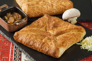 Chaczapuri Kurczak Pieczarki i Ser