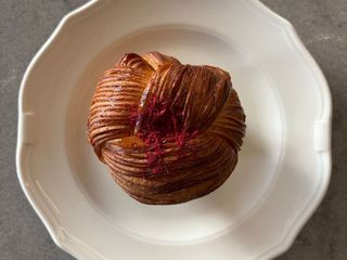 Крафін з малиною та кремом (135g)