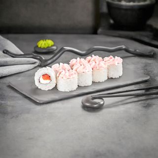 Ролл "Лава" с лососем