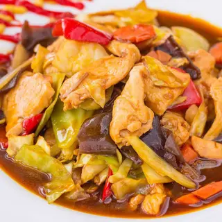 Menus pui cu legume cu orez si salata