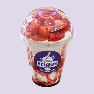 Fresas con Crema (nata)