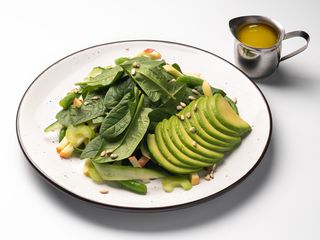 Зелений салат з авокадо