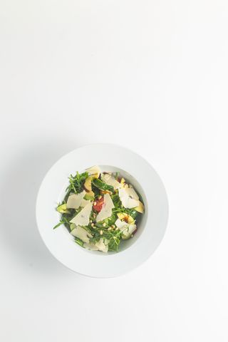 Легкий італійський салат з пармезаном (175г)