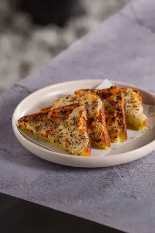 Cheesy Garlic French Toast
