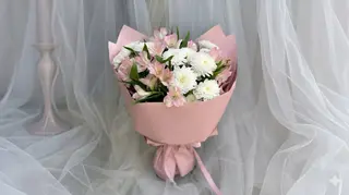 ნაზი კონტრასტი