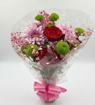 Simple hand bouquet