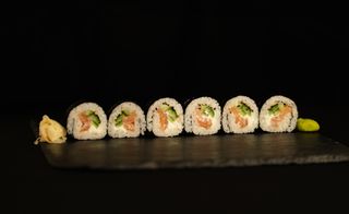 Футомаки пушена сьомга 6 бр.  150 гр.