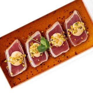DY8. Tonno tataki 5 pezzi