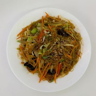 Taitei uscati prajiti cu legume