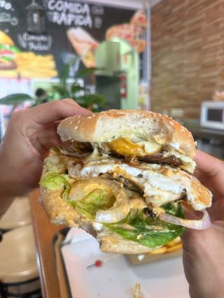 Burger Fusión Chickbeef