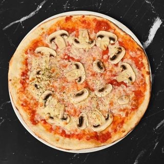 Pizza Margarita Champiñones