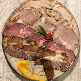 М'ясна тарілкака "здибанка" (190г)