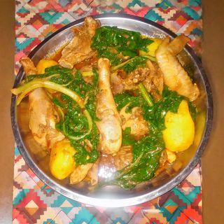 Full Local Chicken Grandma Style (Tumbukiza)