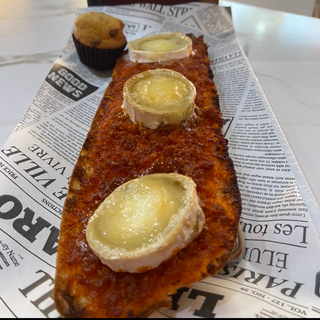 TOSTADA ESPECIAL DE LA CASA