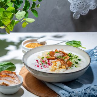 Окрошка з курячим філе