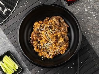 Рис WOK з телятиною (320g)