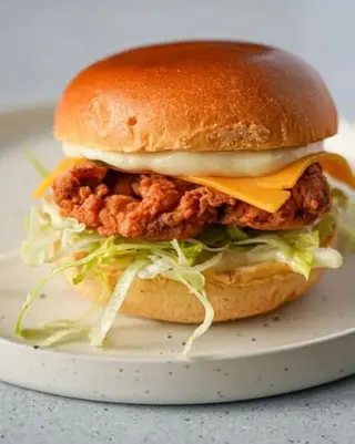 Hambúrguer Frango Crocante