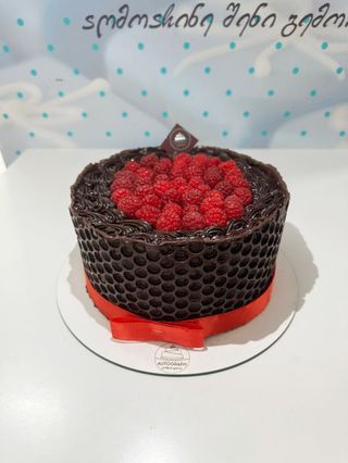 ტორტი -დოლჩინი ჟოლო(დიდი)  17 ნაჭრიანი 