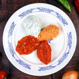 Пикантна  салата