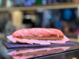 Bocata de queso de oveja Reserva