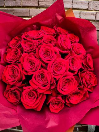 Buchet trandafiri rosii