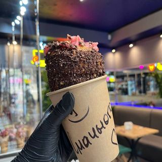 Кюртош з свіжими фруктами