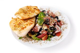 Sałatka Parma + pieczywo